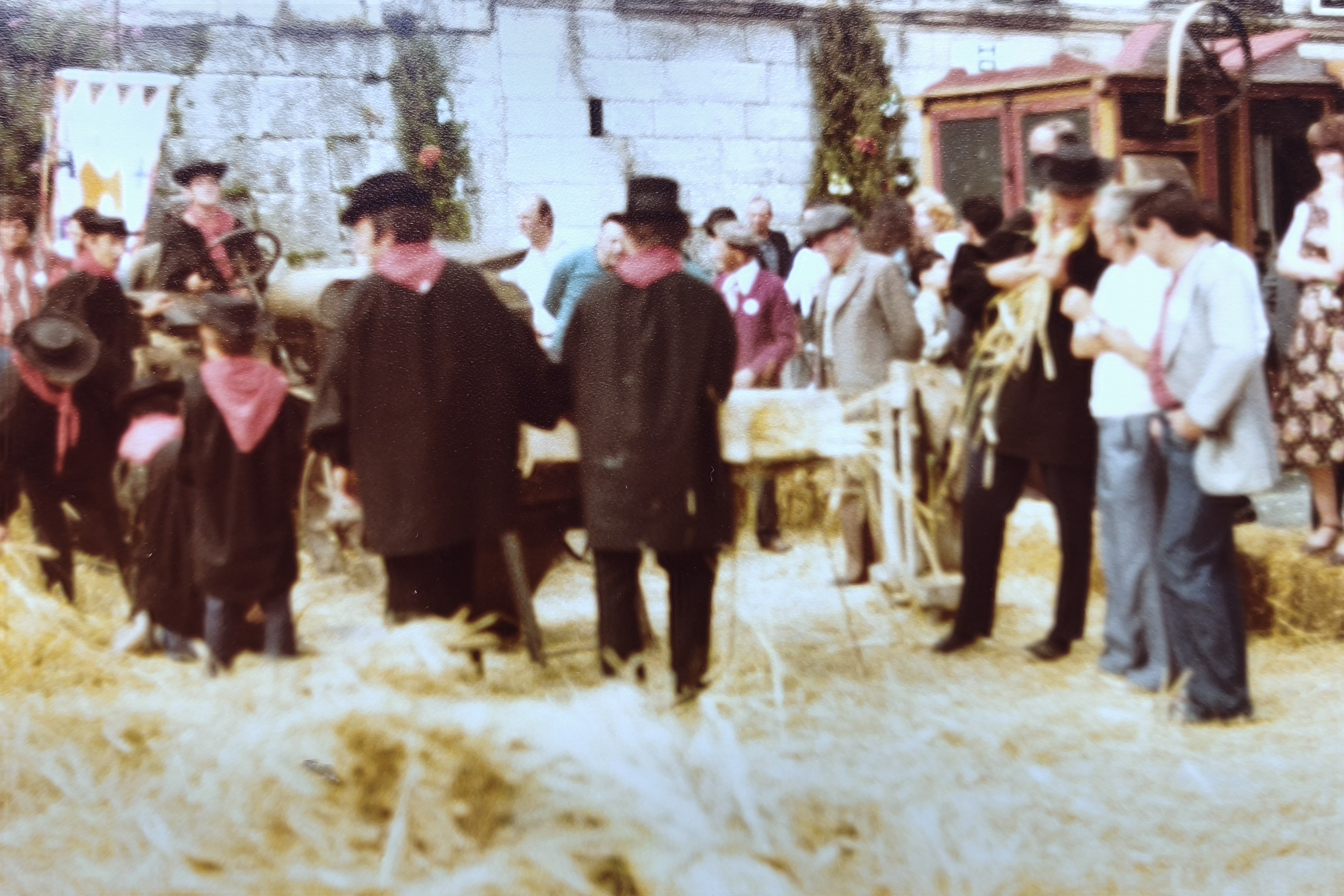Félibrée 1979 — Démonstration rurale autour du foin et d’une charrette