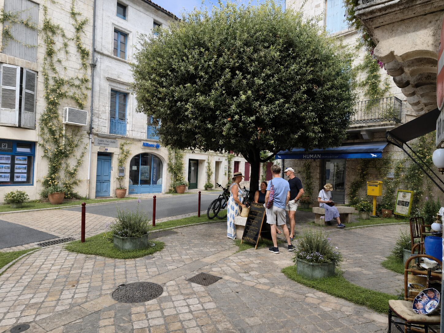 04/09 — Place · vue transversale